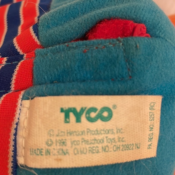 Vintage Ernie Sesame Street 1996 talking plush toy - Picture 4 of 6